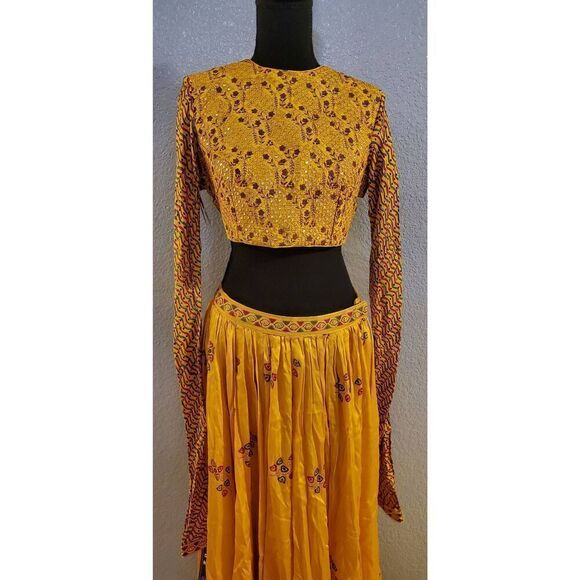 Kalki Fashion Traditional Skirt Set in mustard yellow with gold print - Picture 9 of 16